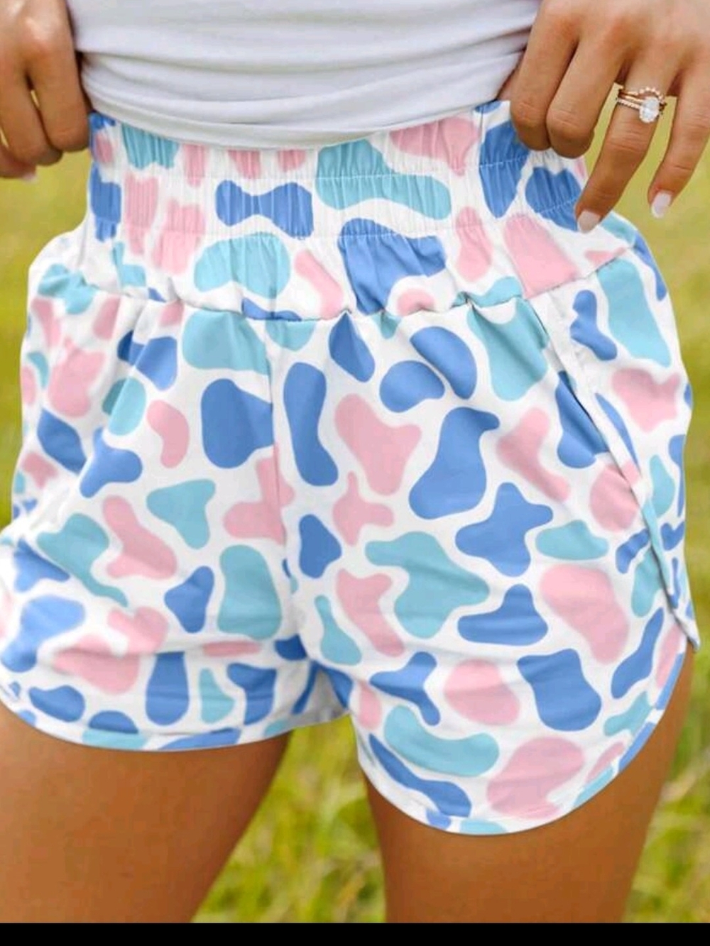 Women’s Elastic Waist Printed Lounge Shorts - Pastel Blue & Pink